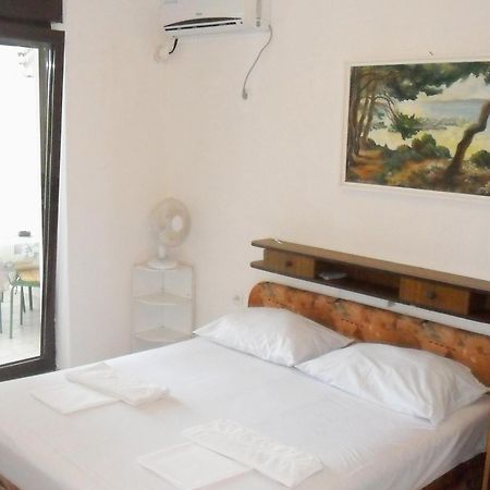 Apartments By The Sea Suha Punta, Rab - 5050 Kampor Rum bild