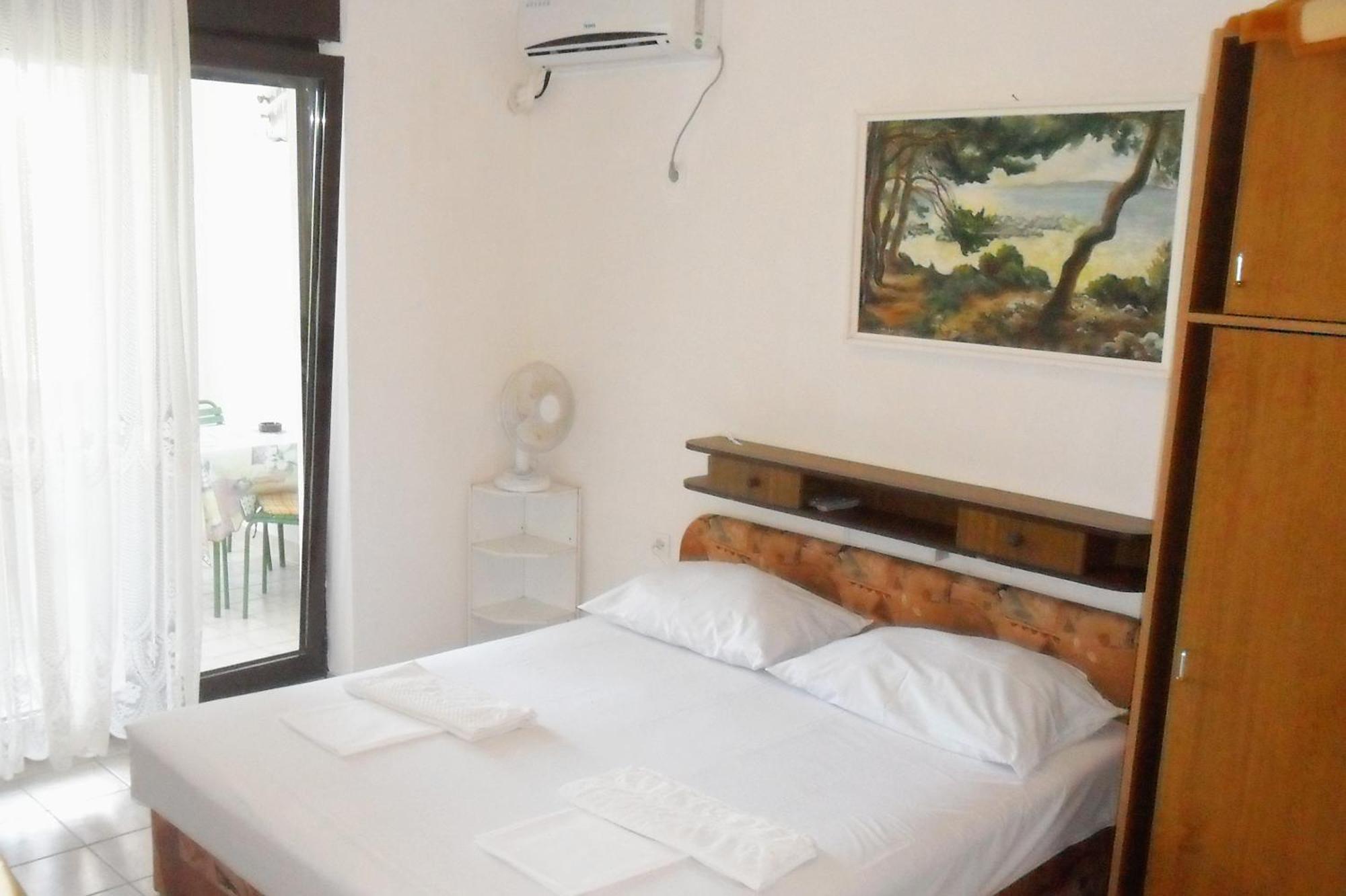 Apartments By The Sea Suha Punta, Rab - 5050 Kampor Rum bild