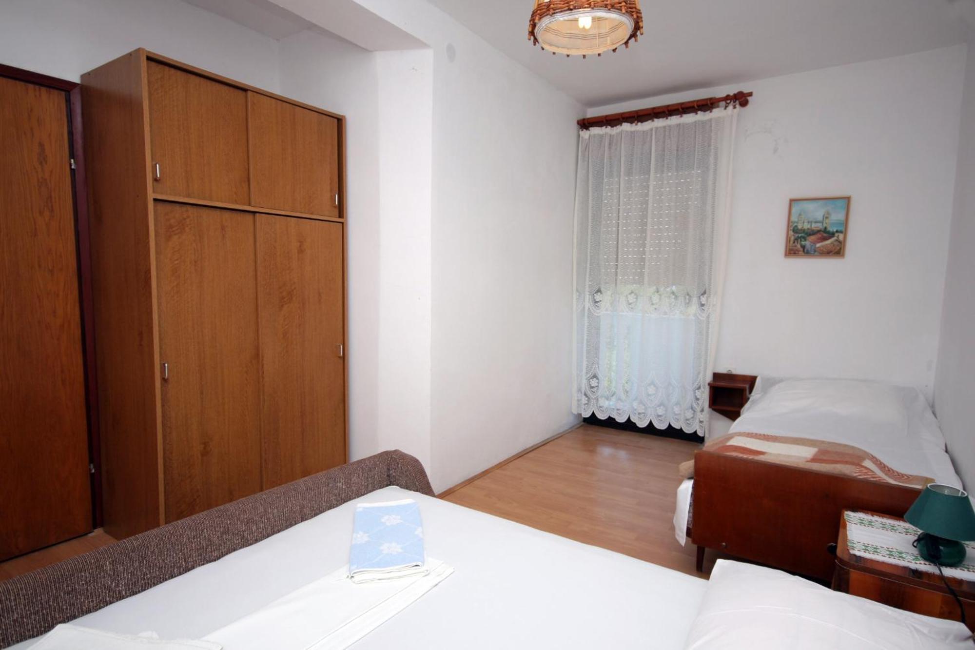 Apartments By The Sea Suha Punta, Rab - 5050 Kampor Rum bild