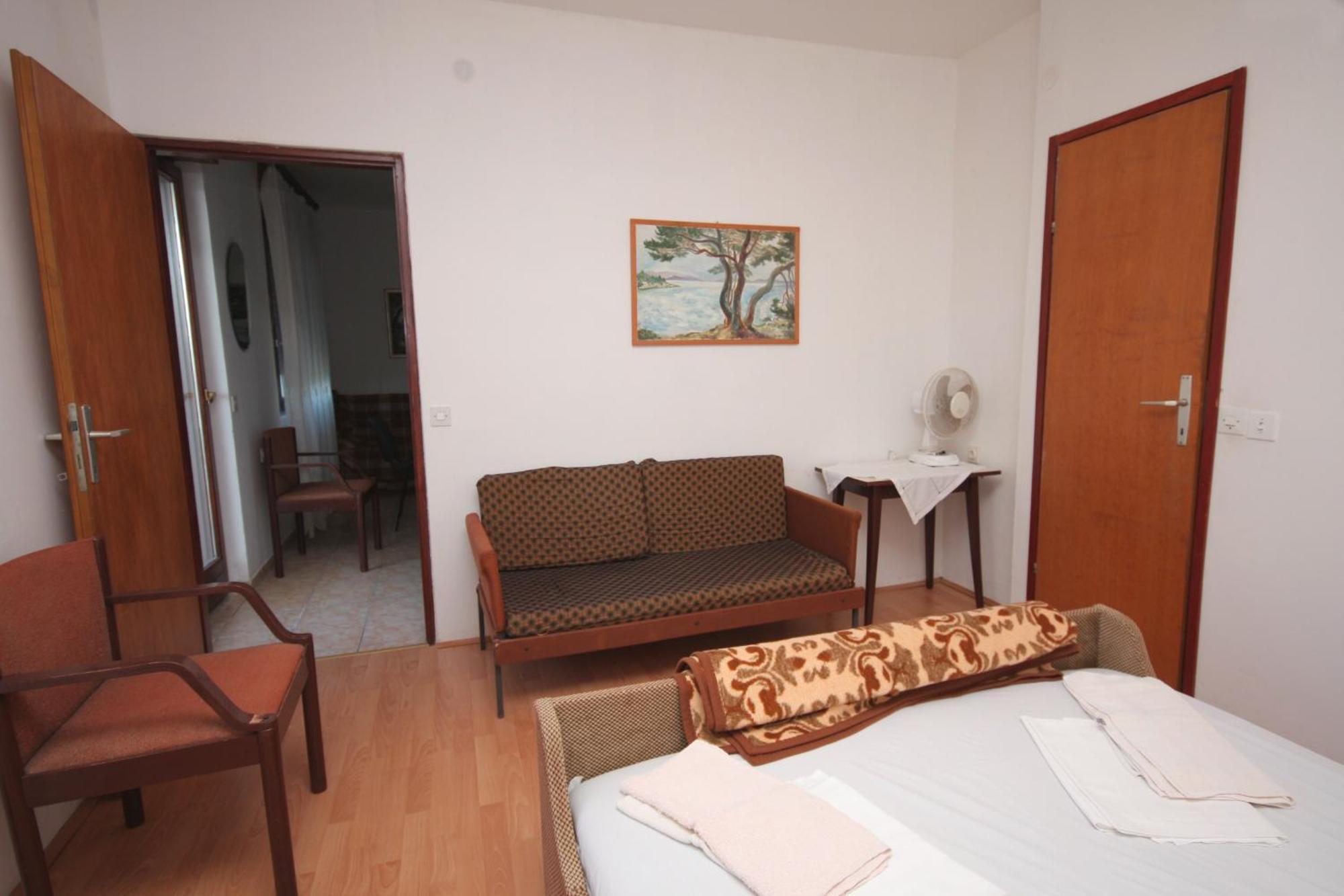 Apartments By The Sea Suha Punta, Rab - 5050 Kampor Rum bild